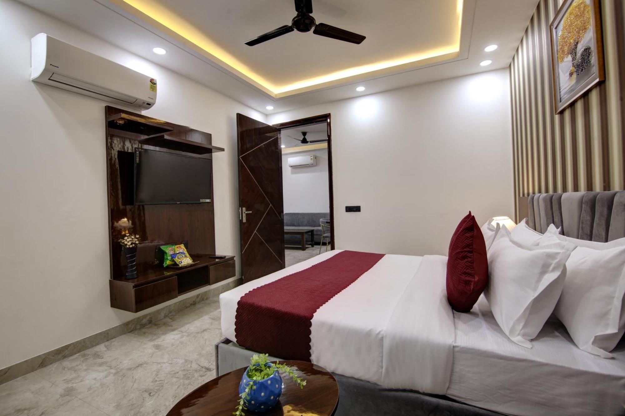 Limewood Stay - Millennium Huda City Center غورغاون المظهر الخارجي الصورة