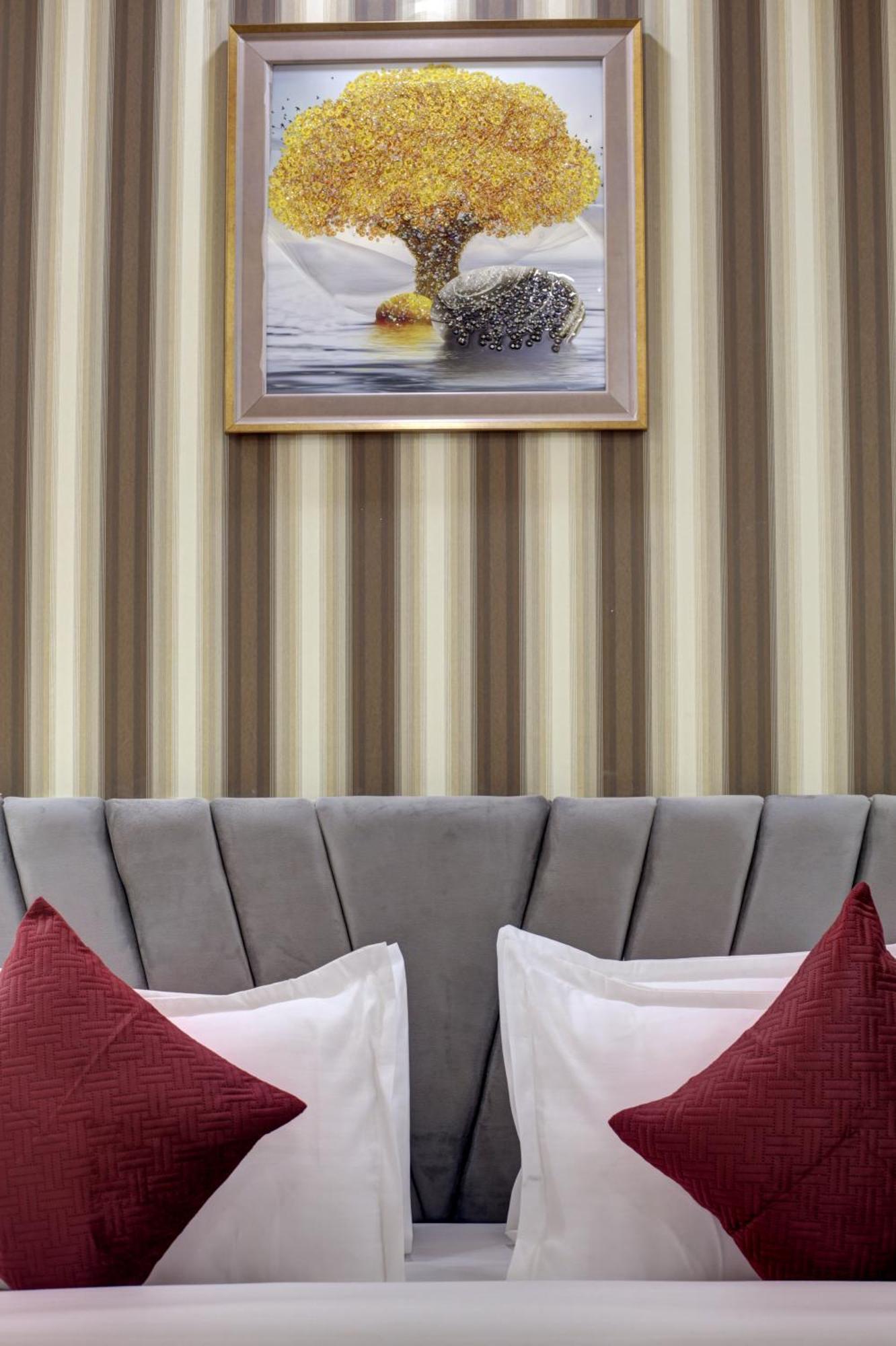 Limewood Stay - Millennium Huda City Center غورغاون المظهر الخارجي الصورة