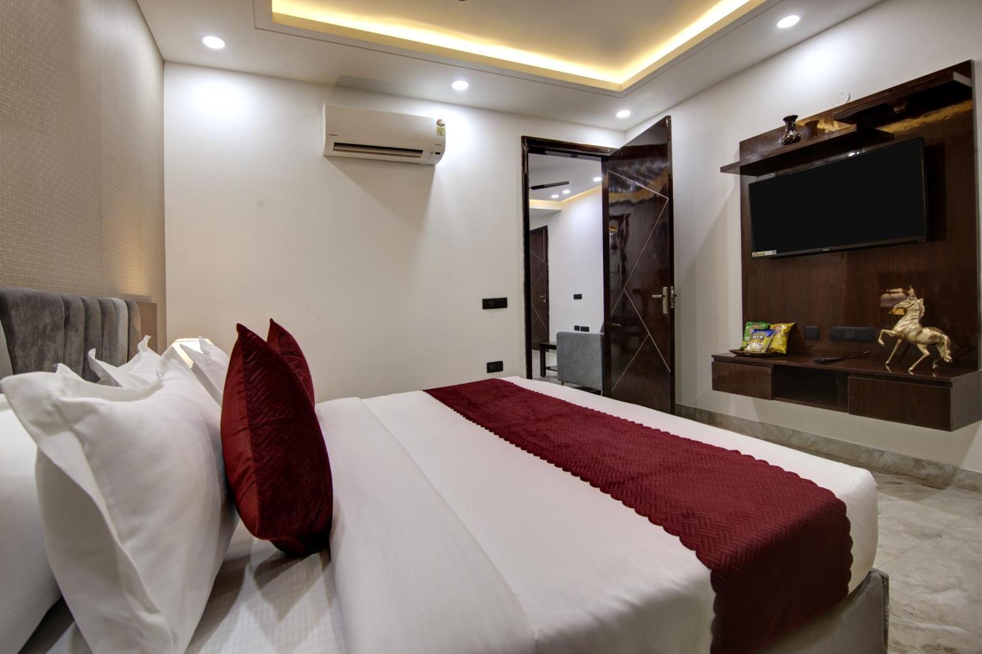 Limewood Stay - Millennium Huda City Center غورغاون المظهر الخارجي الصورة