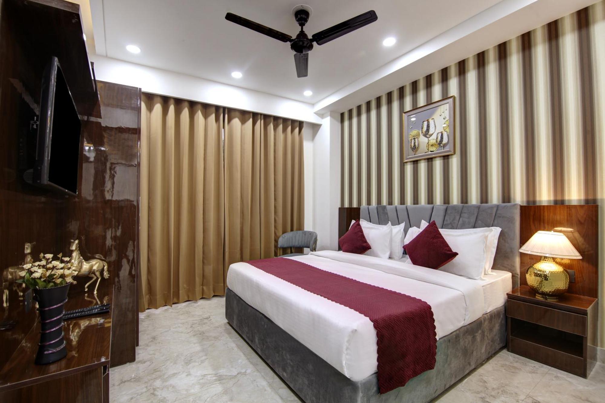 Limewood Stay - Millennium Huda City Center غورغاون المظهر الخارجي الصورة
