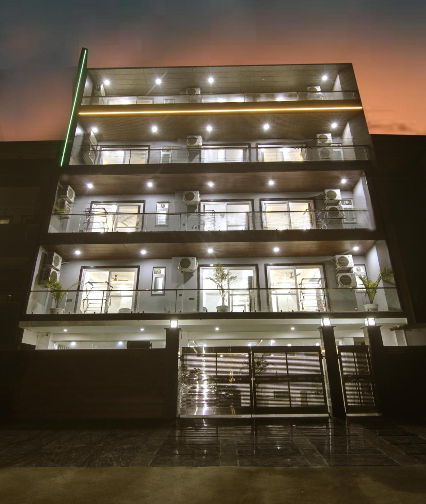 Limewood Stay - Millennium Huda City Center غورغاون المظهر الخارجي الصورة